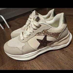 Vintage Havana’s Cream and Gold Women's Sneakers